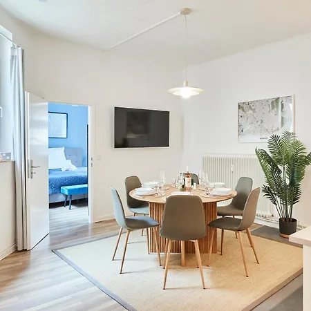 Olive Apartments - 3X Kingsize Bedrooms - Free Parking Hannover Esterno foto