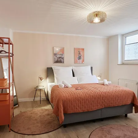 Olive Apartments - 3X Kingsize Bedrooms - Free Parking Hannover Esterno foto