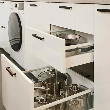 Olive Apartments - 3X Kingsize Bedrooms - Free Parking Hannover Esterno foto