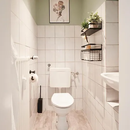 Olive Apartments - 3X Kingsize Bedrooms - Free Parking Hannover Esterno foto